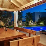 Antura With Private Heated 50sqm Pool, 3 Bedrooms, 3 Bathrooms, And Gym * Žrnovnica