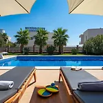 Villa Antura With Private Heated 50sqm Pool, 3 Bedrooms, 3 Bathrooms, And Gym *