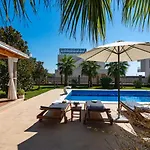 Antura With Private Heated 50sqm Pool, 3 Bedrooms, 3 Bathrooms, And Gym Villa *