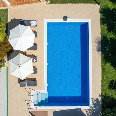 Antura With Private Heated 50sqm Pool, 3 Bedrooms, 3 Bathrooms, And Gym Villa *