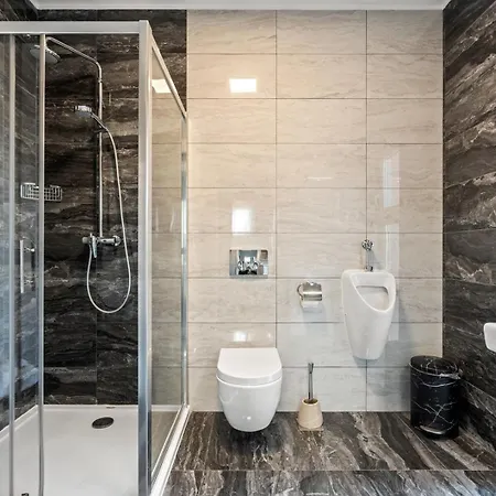 Villa Antura With Private Heated 50sqm Pool, 3 Bedrooms, 3 Bathrooms, And Gym *